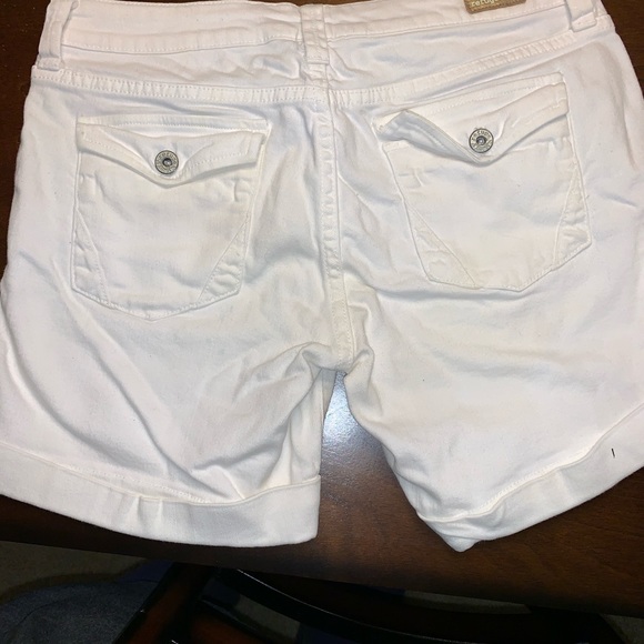 Refuge shorts size 10 worn once - Picture 2 of 3